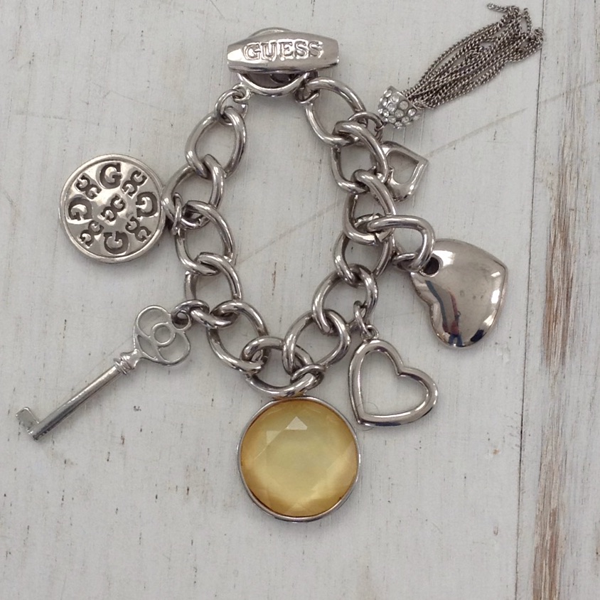 Guess Bracelet 20$